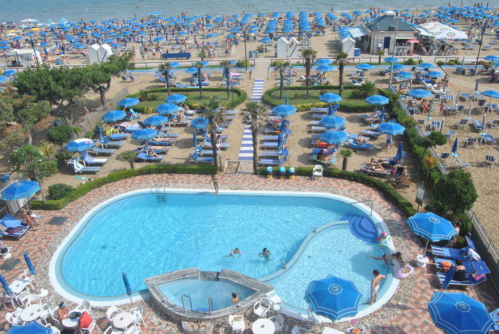Regent'S Hotel Lido di Jesolo Exterior photo